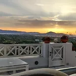Villa Santa Mavra *