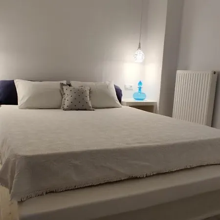 Santa Mavra Villa *