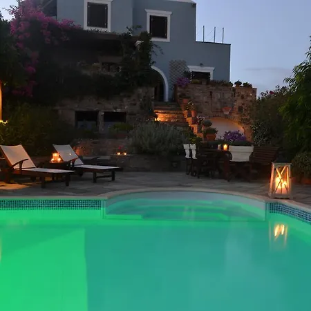 Santa Mavra Γλινάδο Νάξου